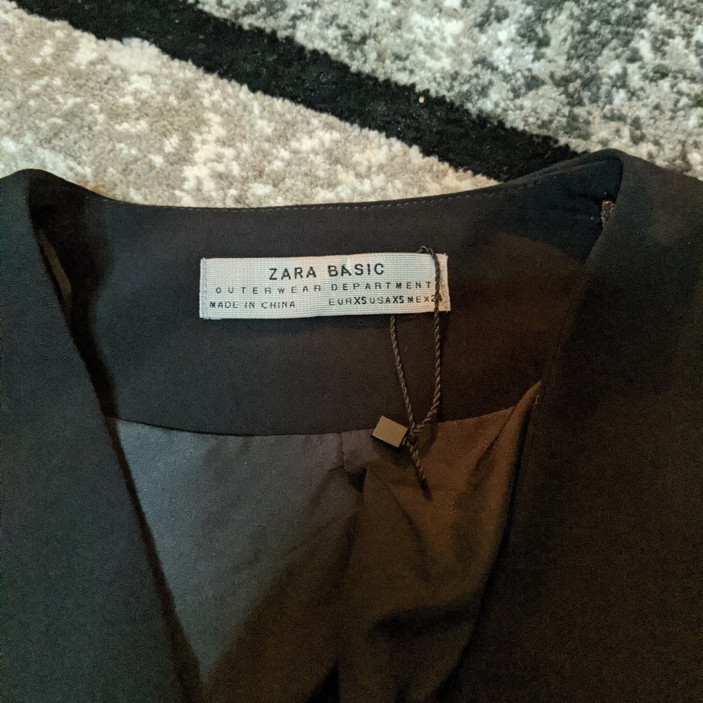 Zara Basic Black Moto Jacket Drapey Minimalist Bo… - image 5